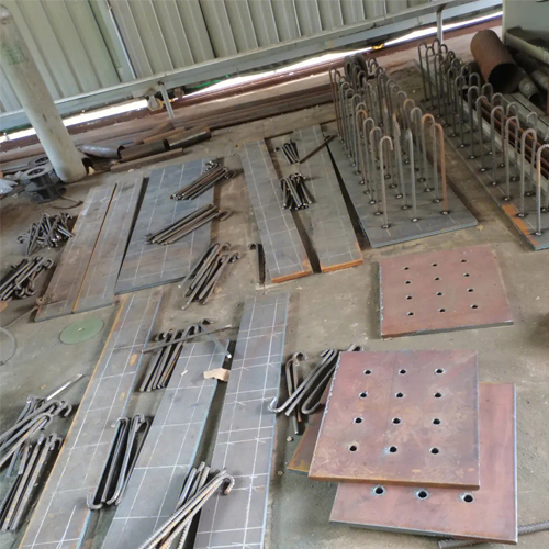 有哪些其他因素会影响铜川预埋件位置的确定？